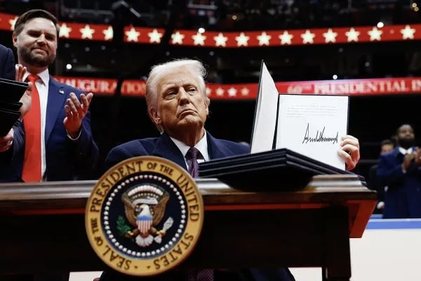 Trump Executive Orders Gettyimages 2194979019 Edit