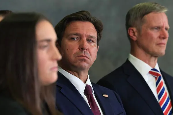 DeSantis GettyImages 2212919623 Edit